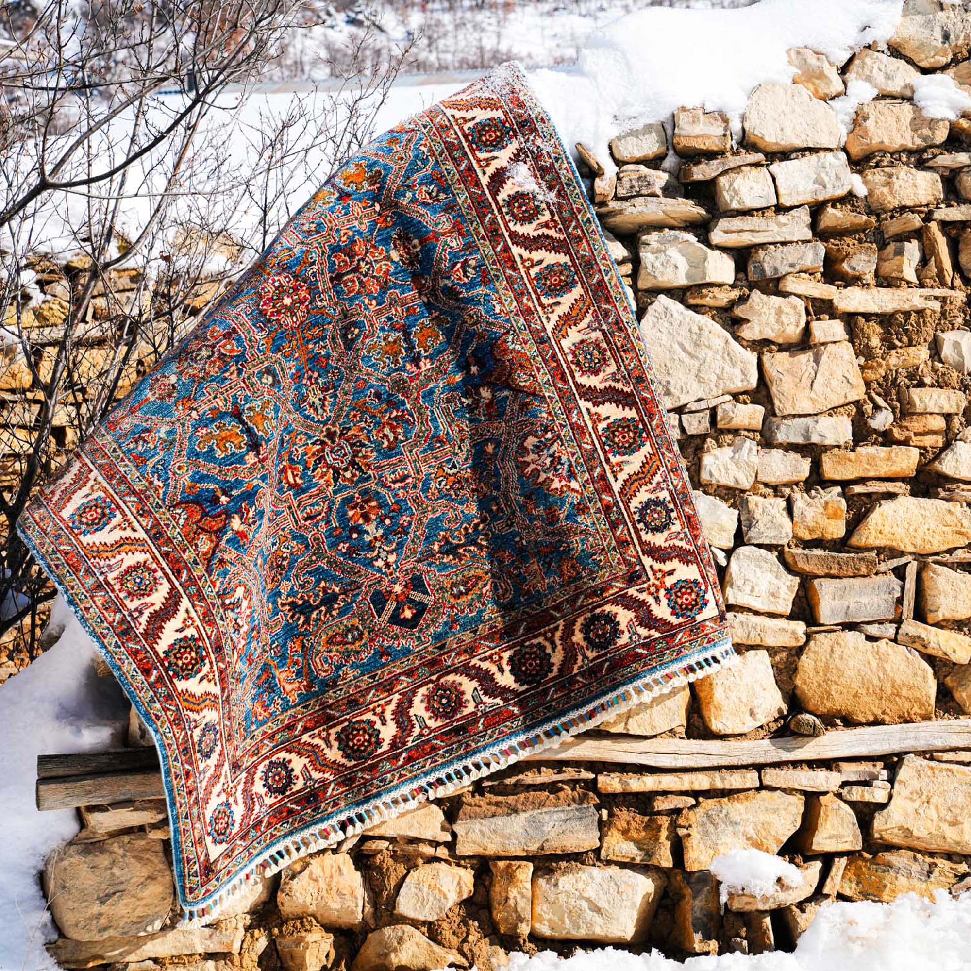 Şahzade Series Hand-Woven Wool Uşak Patterned Blue Carpet