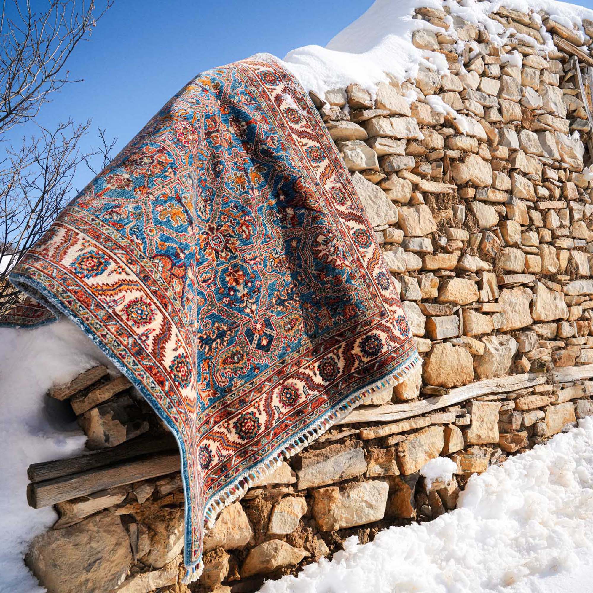 Şahzade Series Hand-Woven Wool Uşak Patterned Blue Carpet