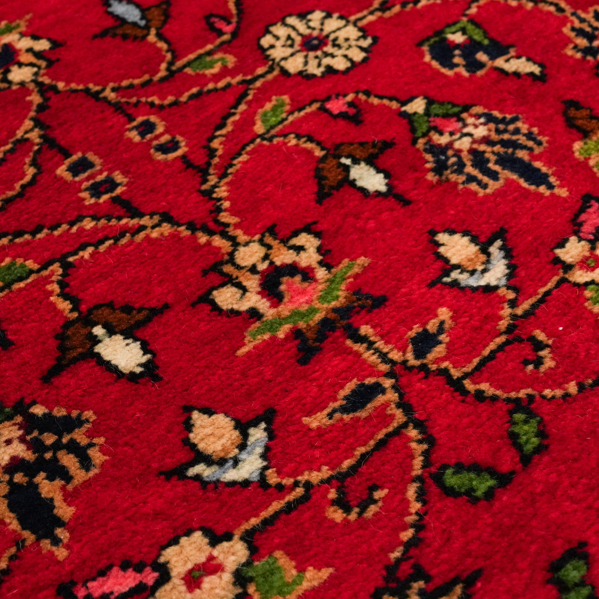 Hand Woven Flower Patterned Red Wool Karapınar Carpet