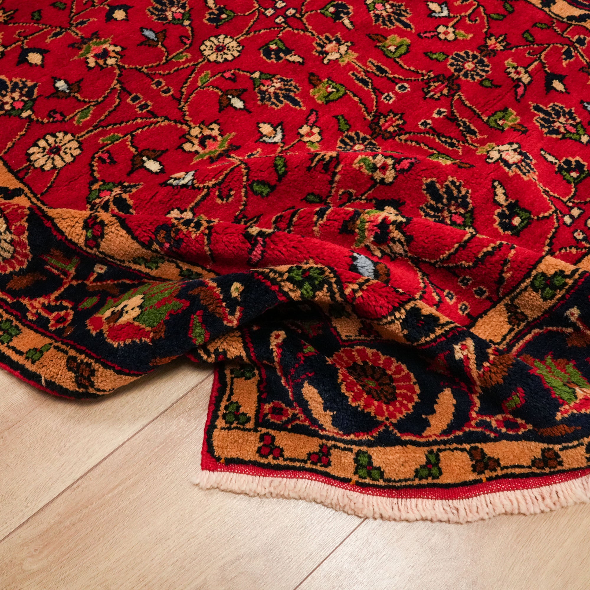 Hand Woven Flower Patterned Red Wool Karapınar Carpet