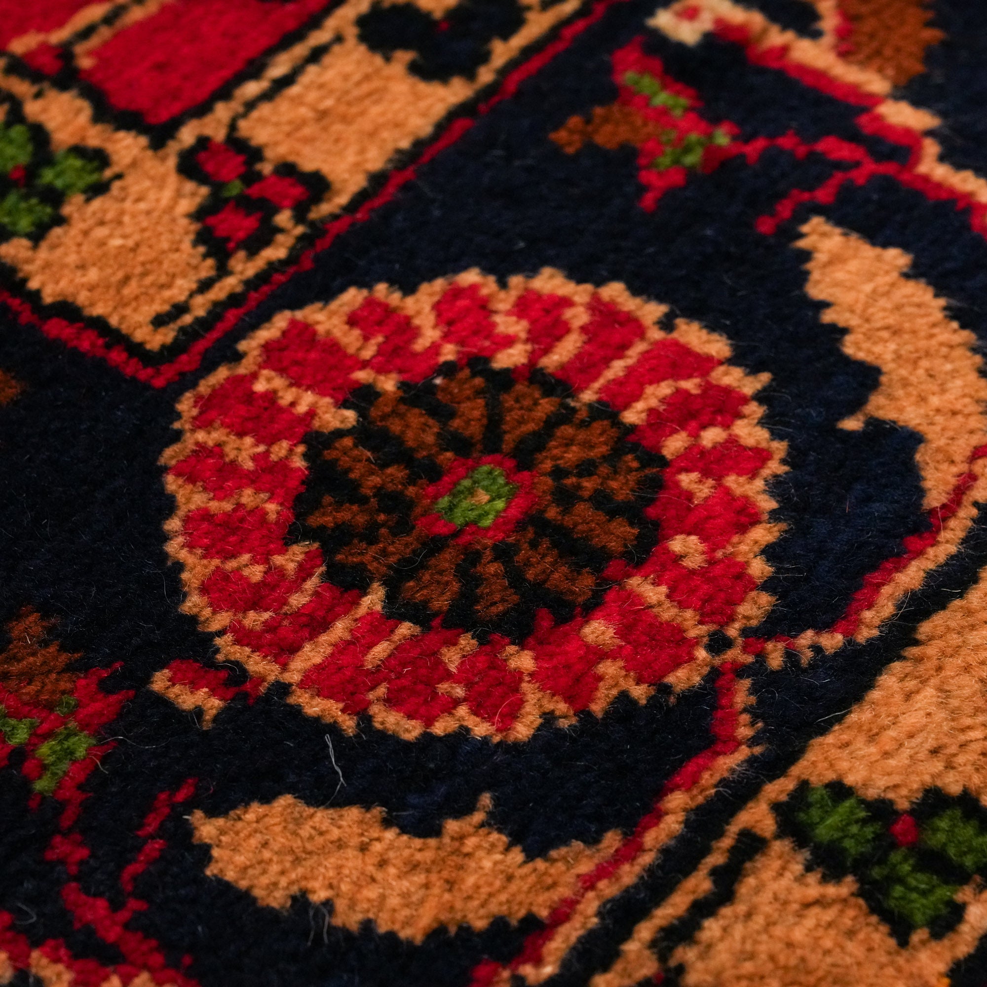 Hand Woven Flower Patterned Red Wool Karapınar Carpet