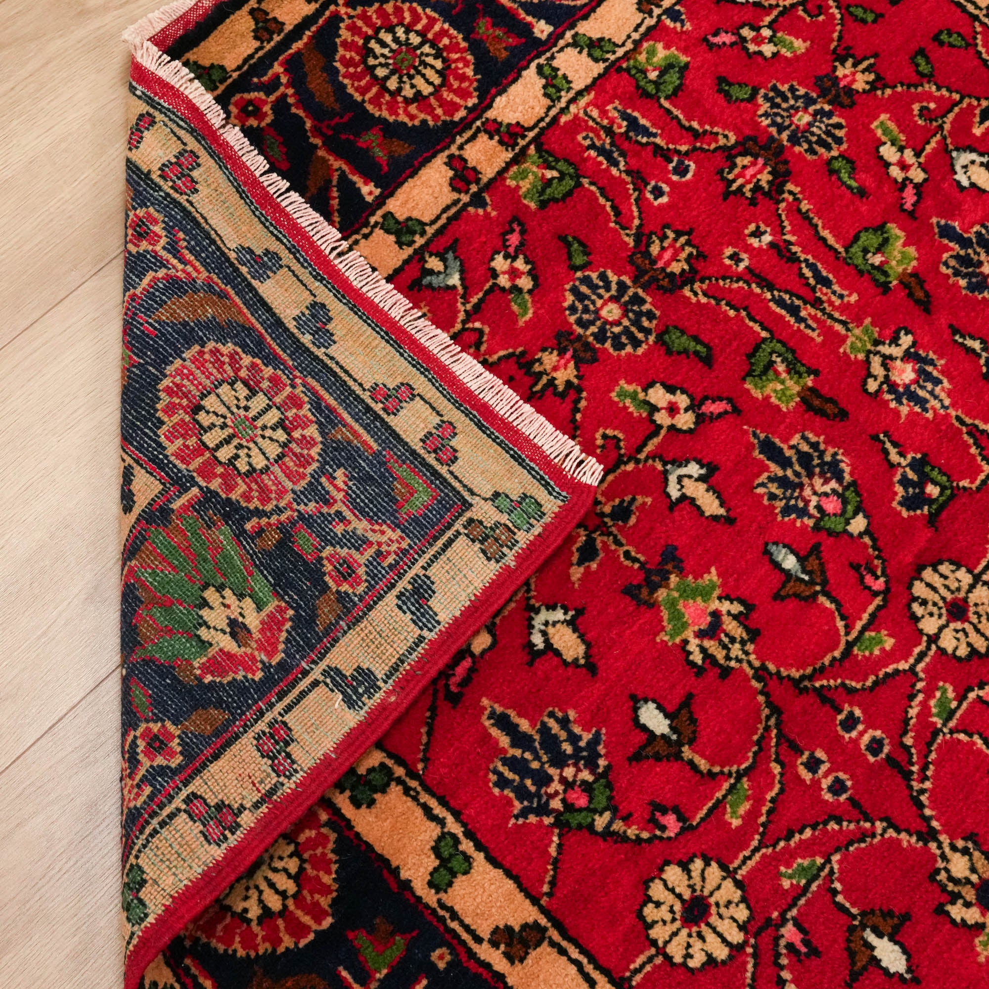 Hand Woven Flower Patterned Red Wool Karapınar Carpet