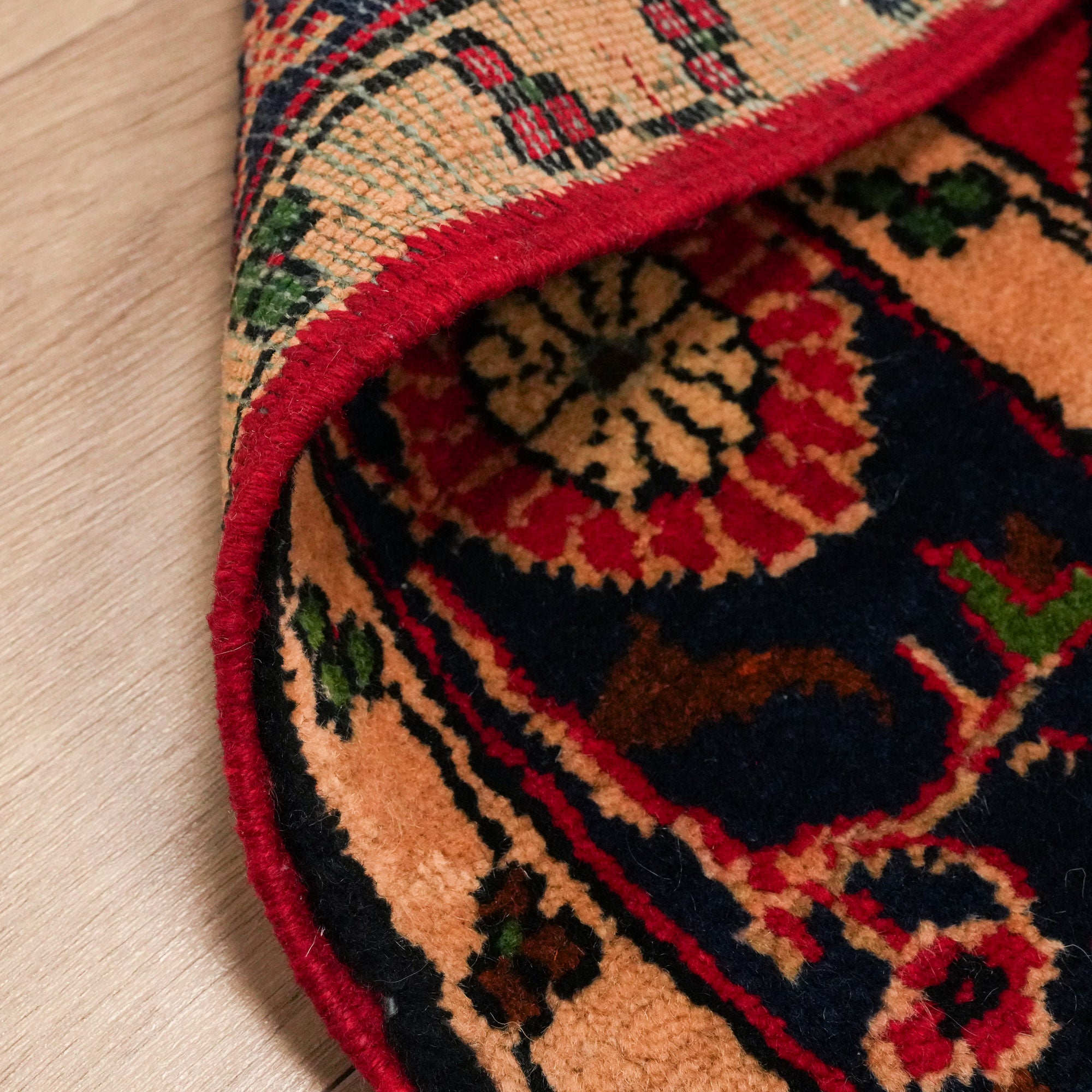 Hand Woven Flower Patterned Red Wool Karapınar Carpet