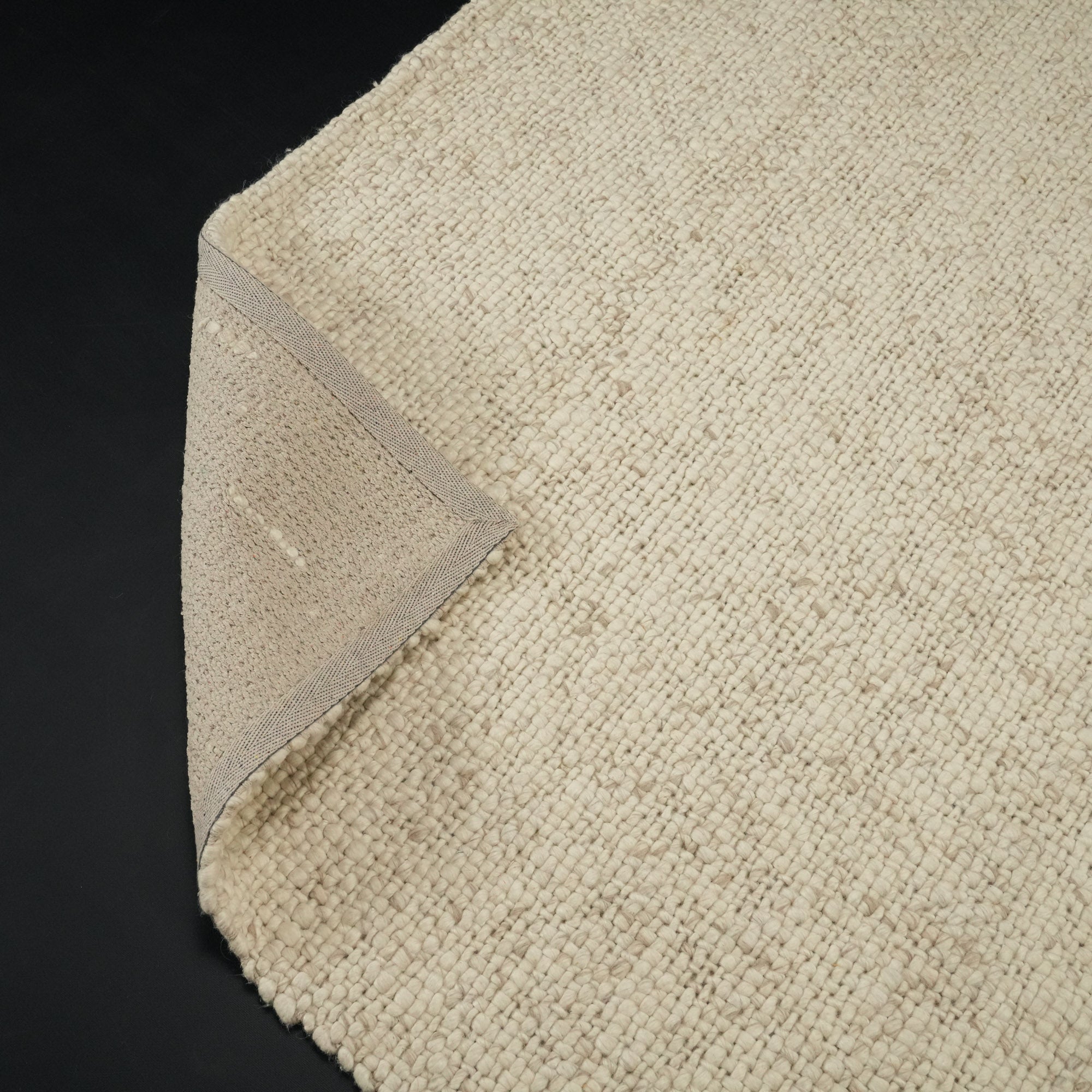 Hand Woven Plain Patterned White Wool Carpet