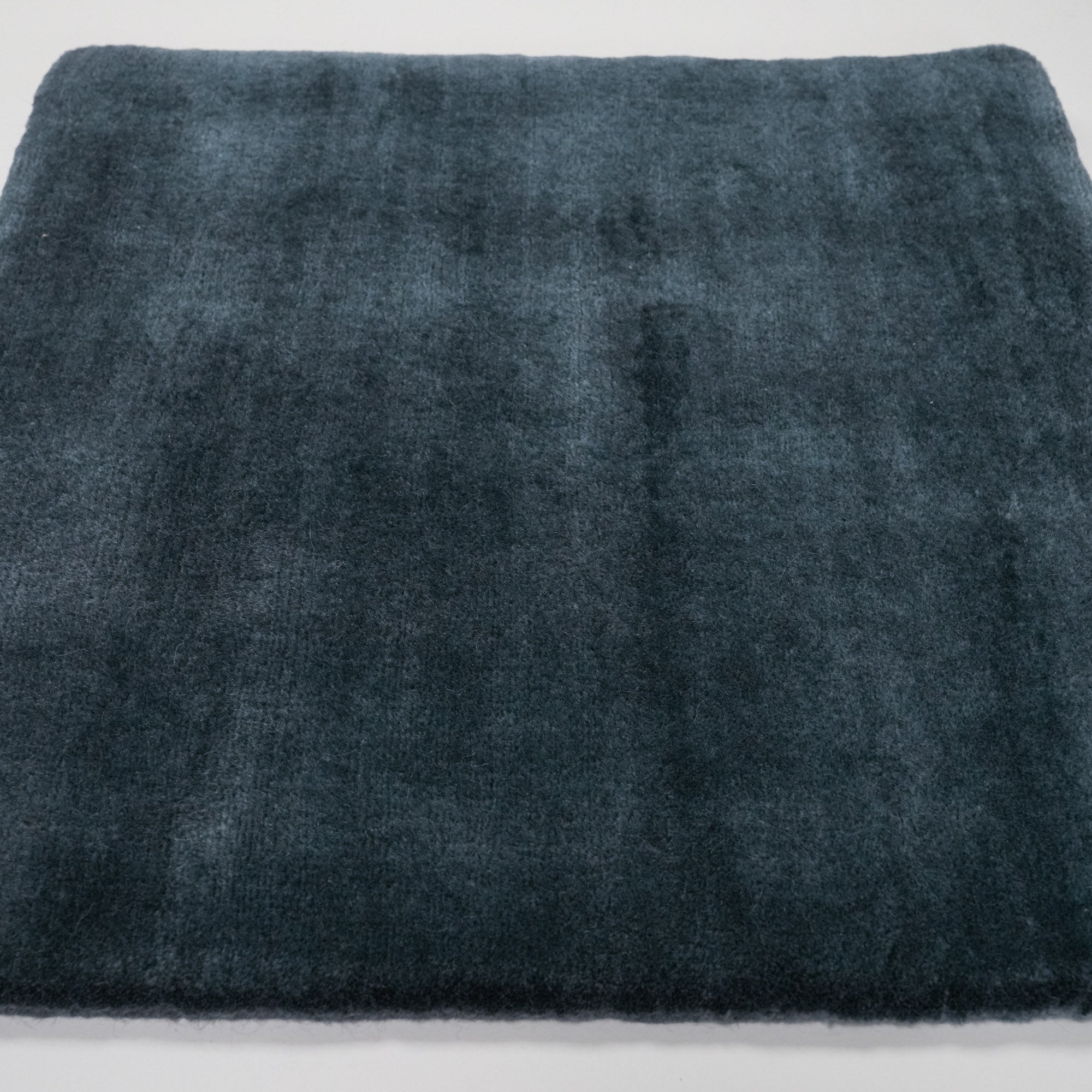 Hand Woven Simple Patterned Navy Blue Carpet