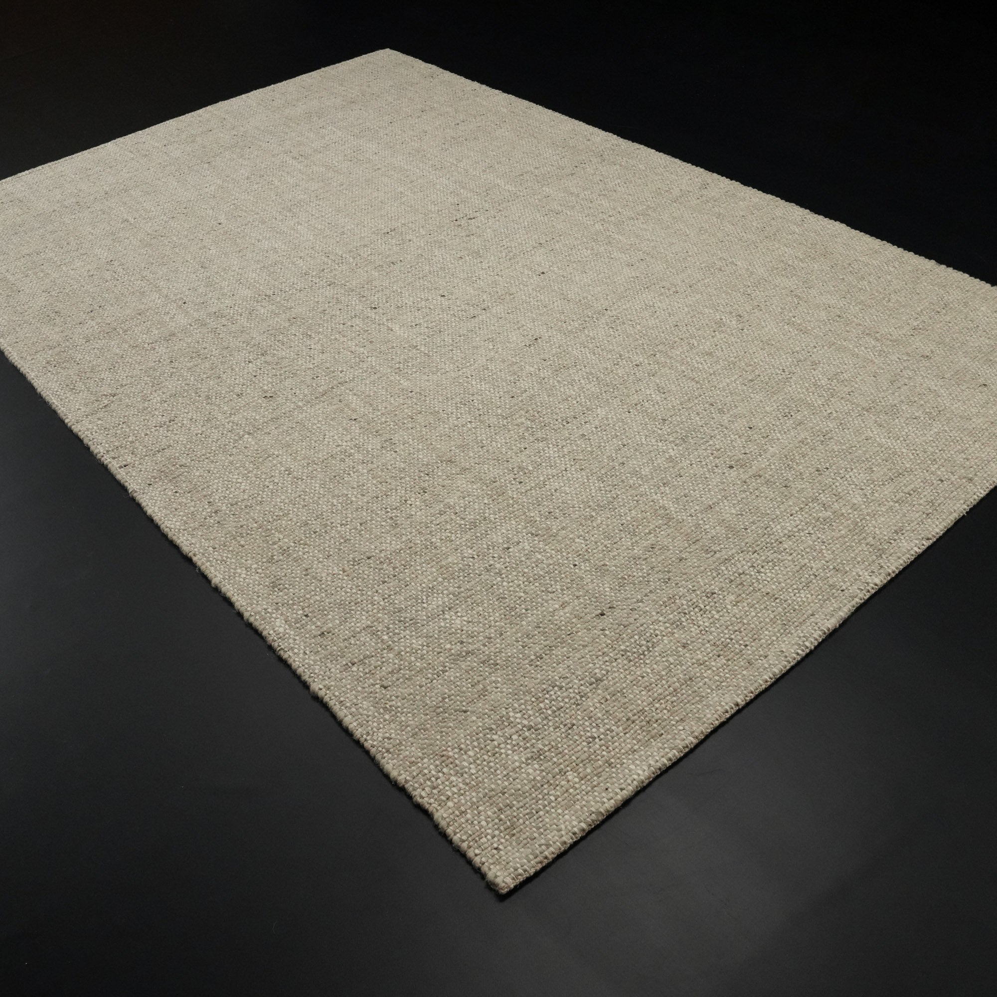 Hand Woven Plain Patterned Wool Grey Carpet