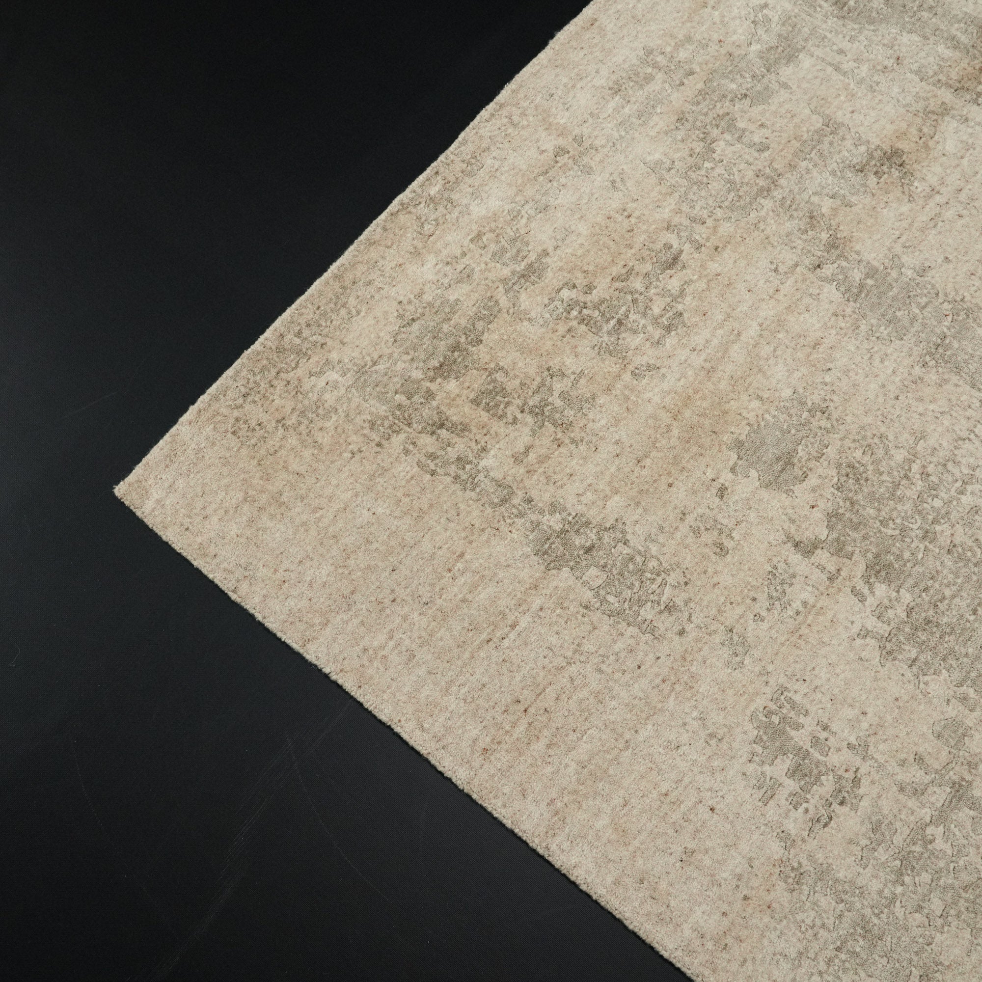 Hand Woven Abstract Patterned Beige Carpet