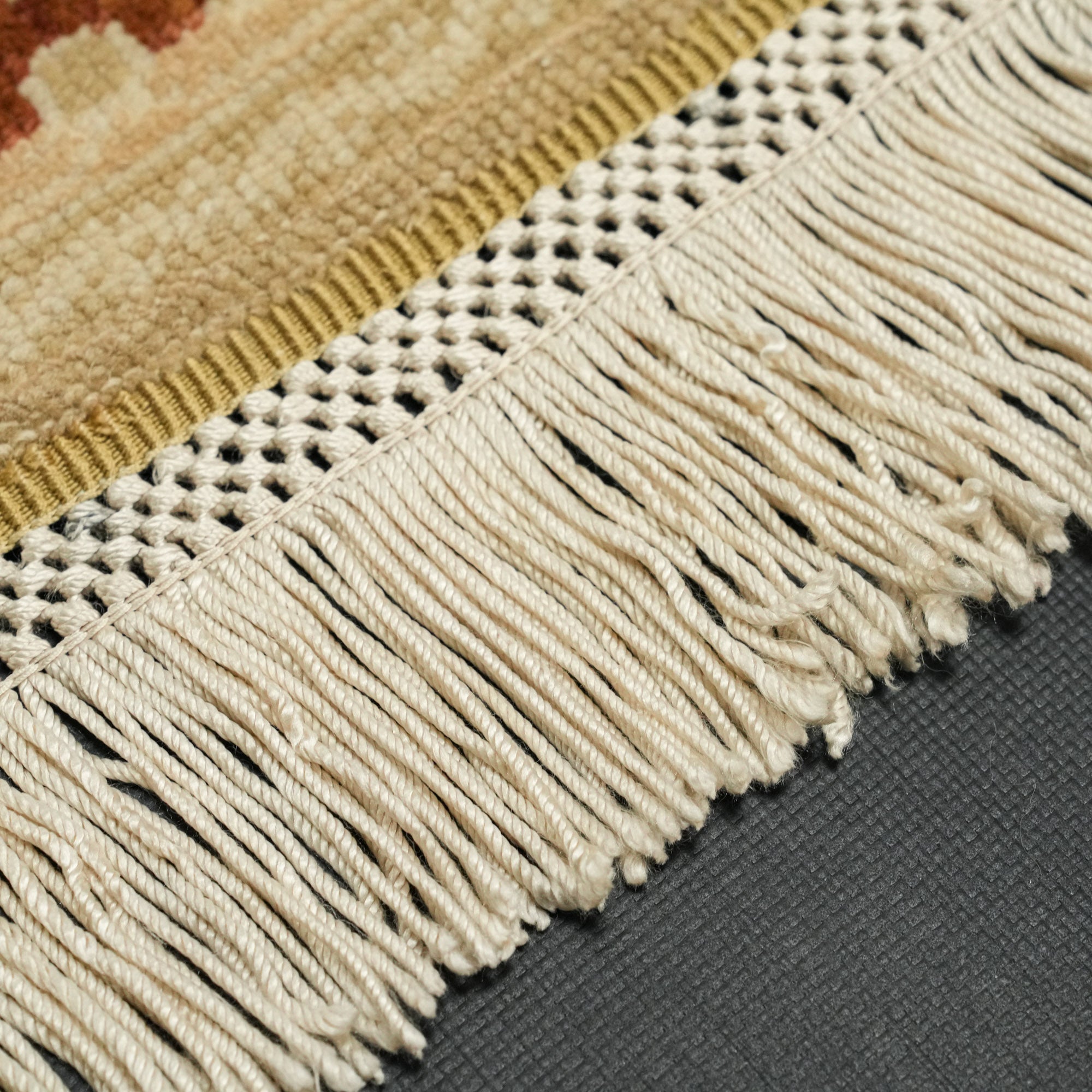 Harem Series Hand Woven Uşak Patterned Cream Carpet