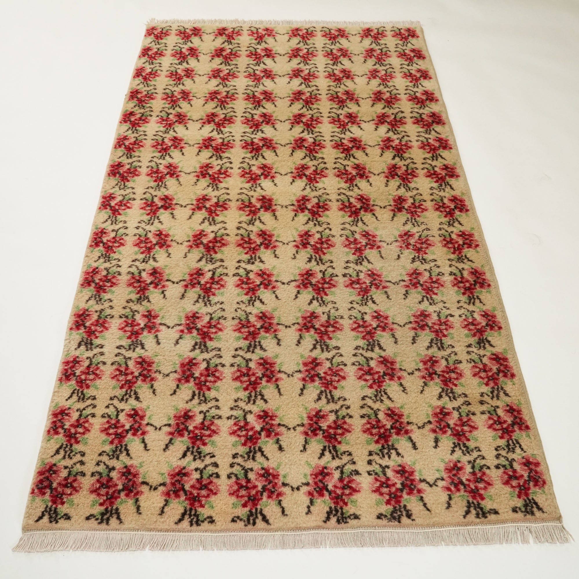 Second Hand Floral Patterned Red Hand Woven Cotton Wool Isparta Carpet