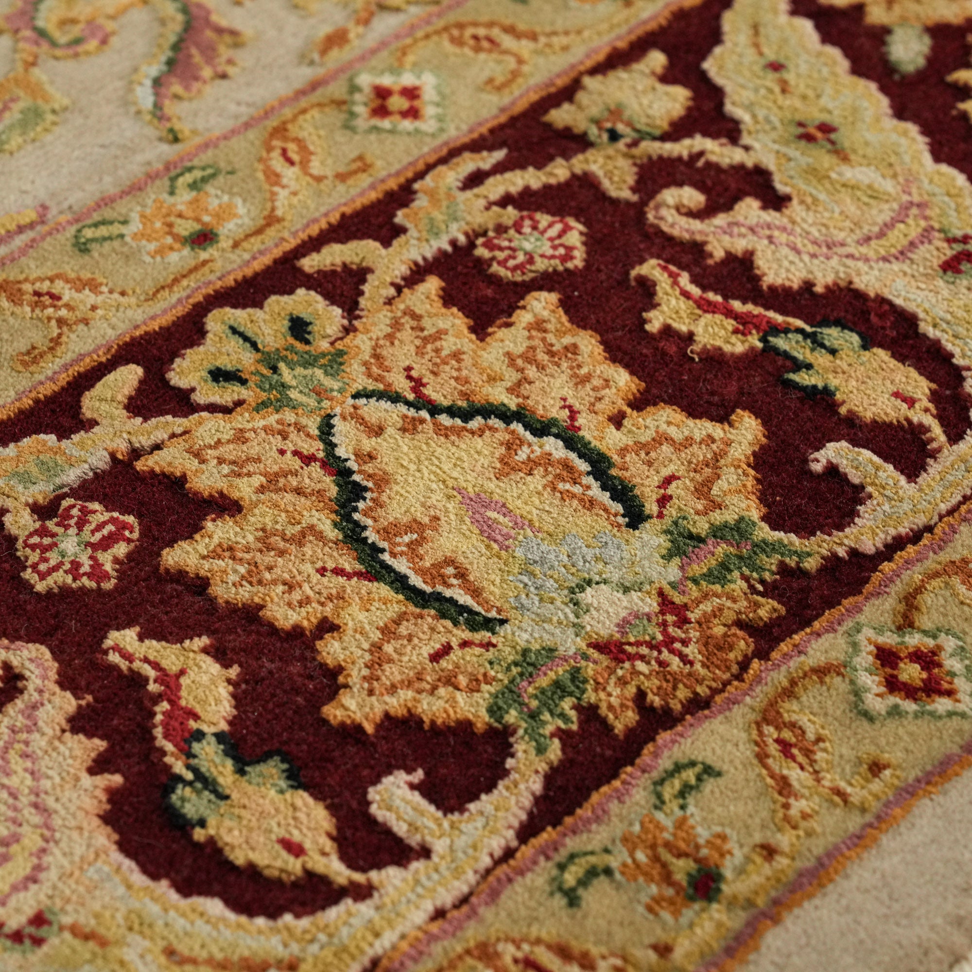 Jaipur Series Hand-Woven Silk Uşak Patterned Gray Carpet