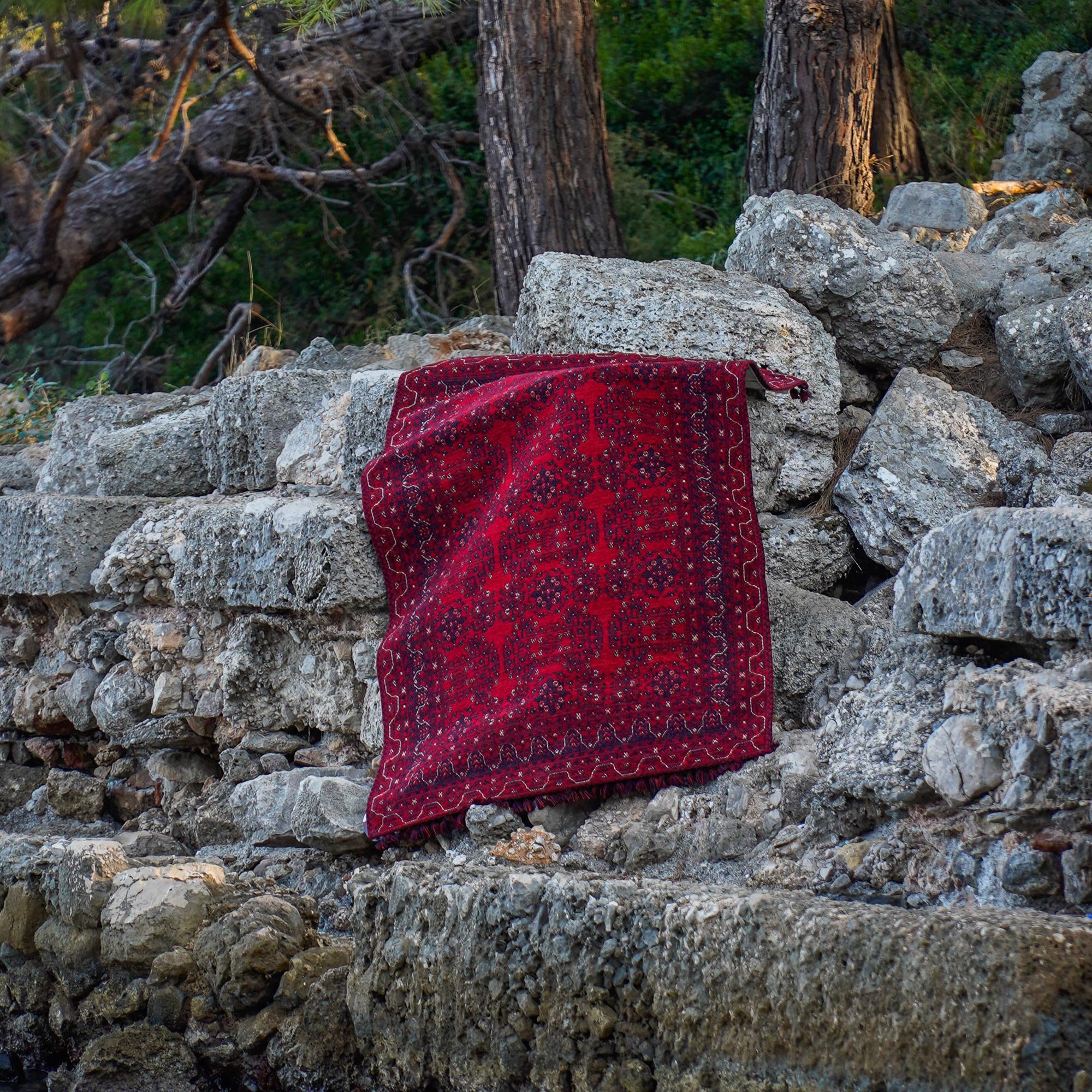 Amber Series Burgundy Red Machine Woven Afghan Patterned Acrylic Carpet