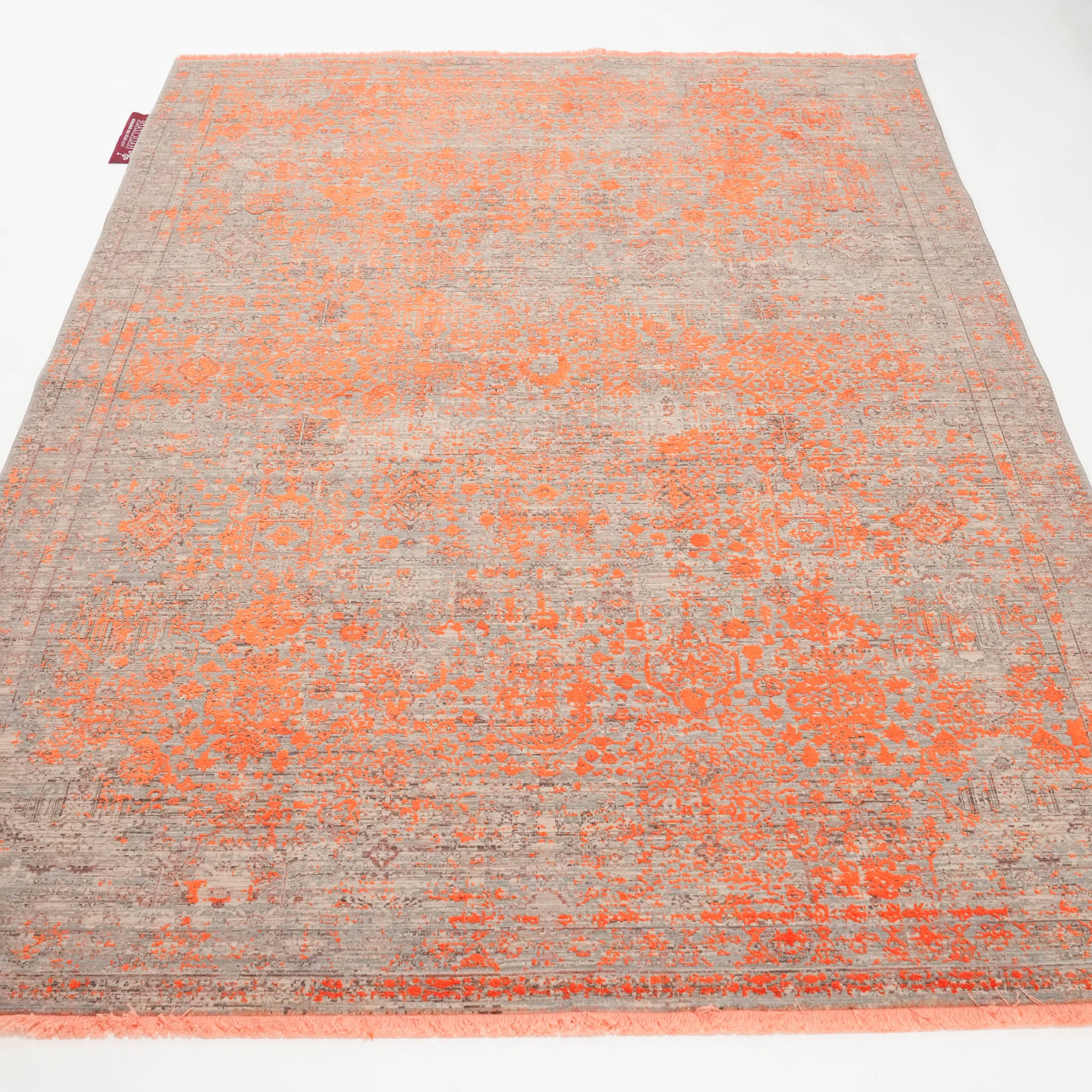 Lapis Series Vintage Patterned Viscose Orange Carpet