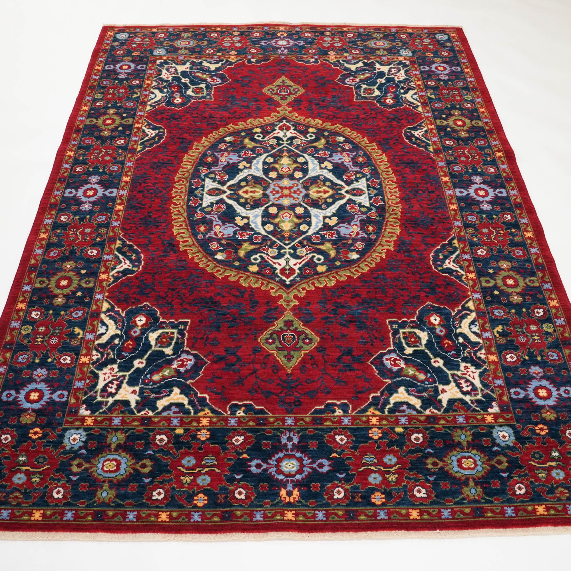 Tempus Series Medallion Patterned Red Wool Special Loom Carpet