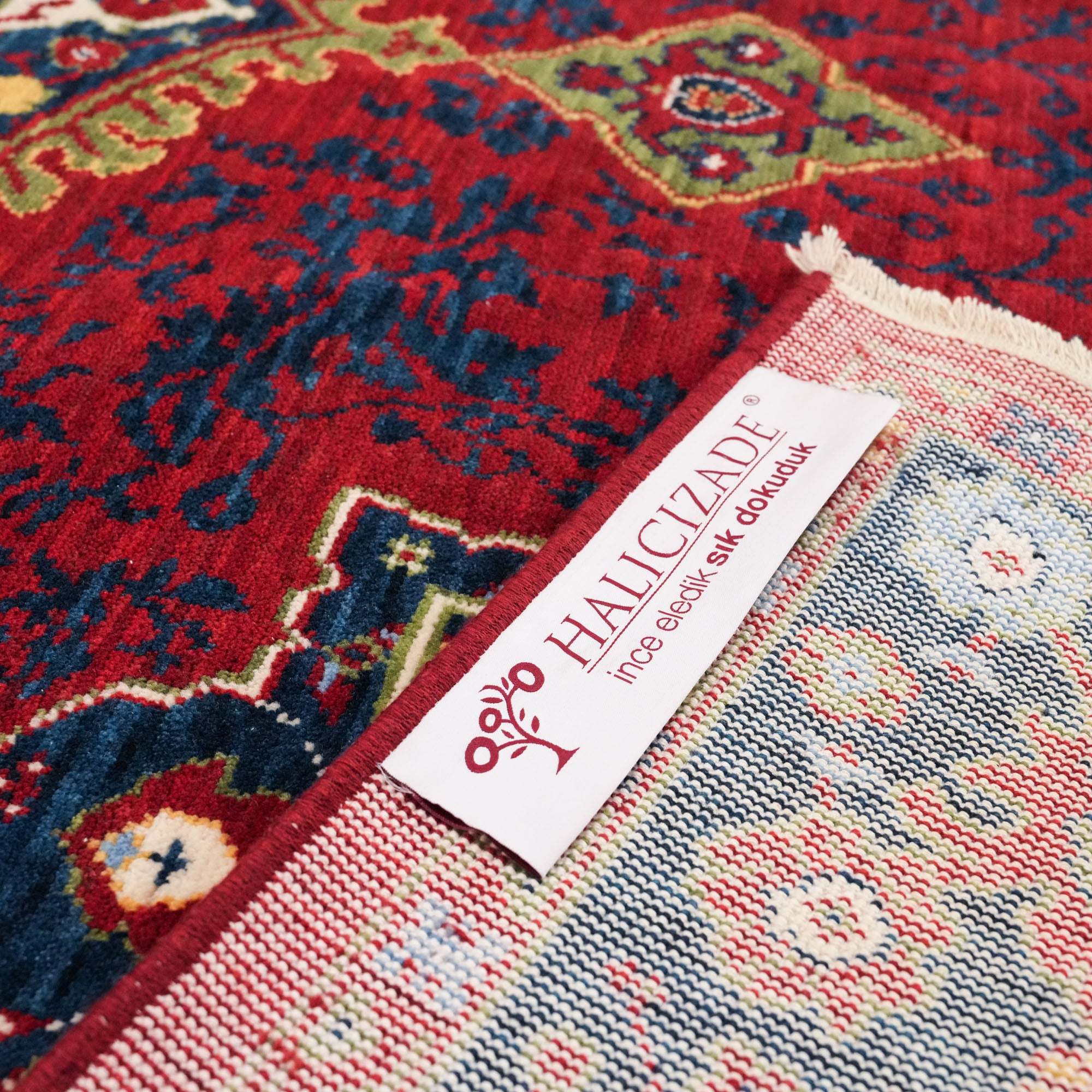 Tempus Series Medallion Patterned Red Wool Special Loom Carpet