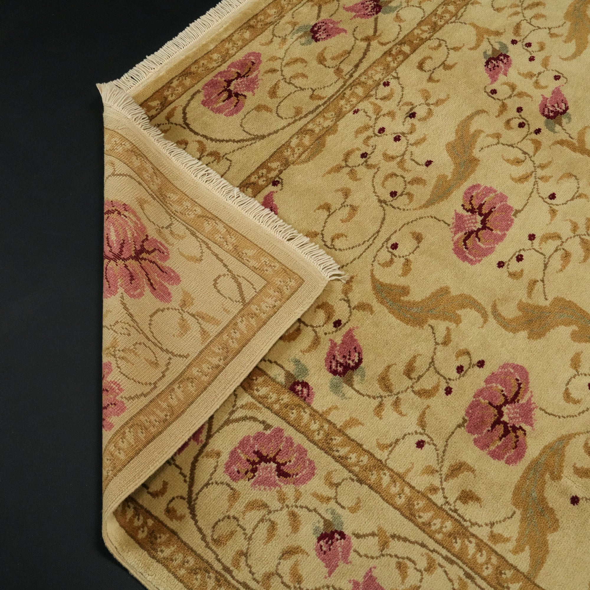 Mohair Series Hand-Woven Flower Patterned Beige Carpet