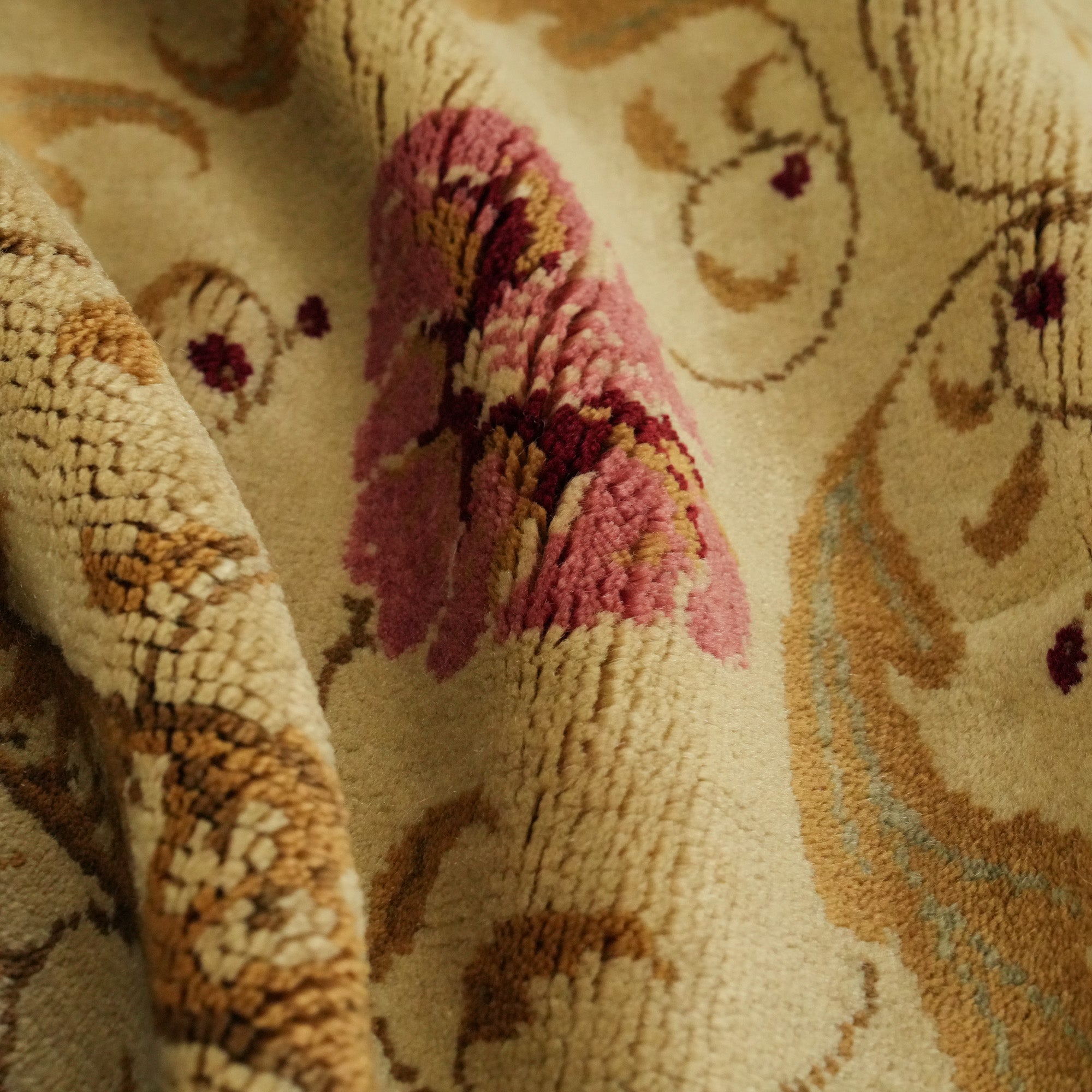 Mohair Series Hand-Woven Flower Patterned Beige Carpet