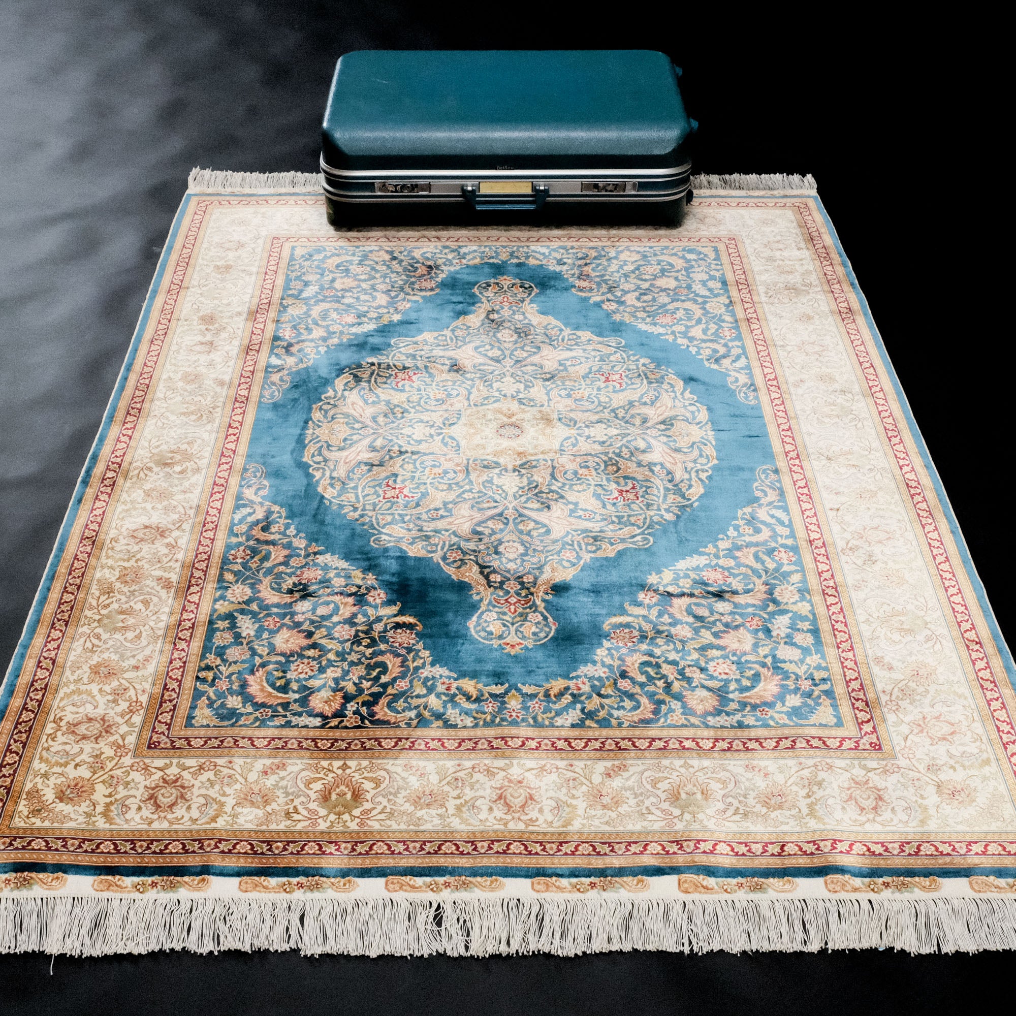 Hand Woven Core Blue Silk Carpet