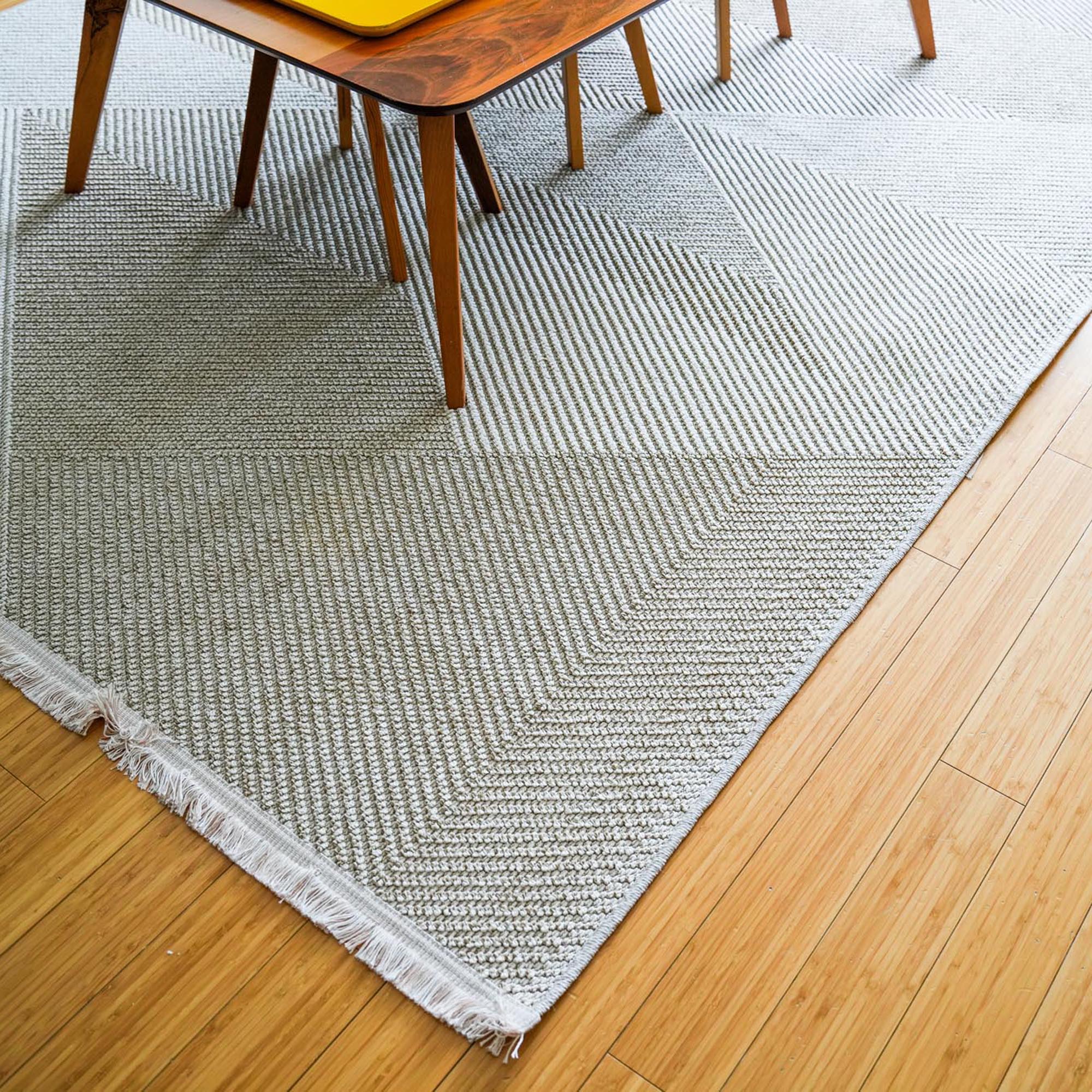 Soho Geometric Design Machine Woven Carpet