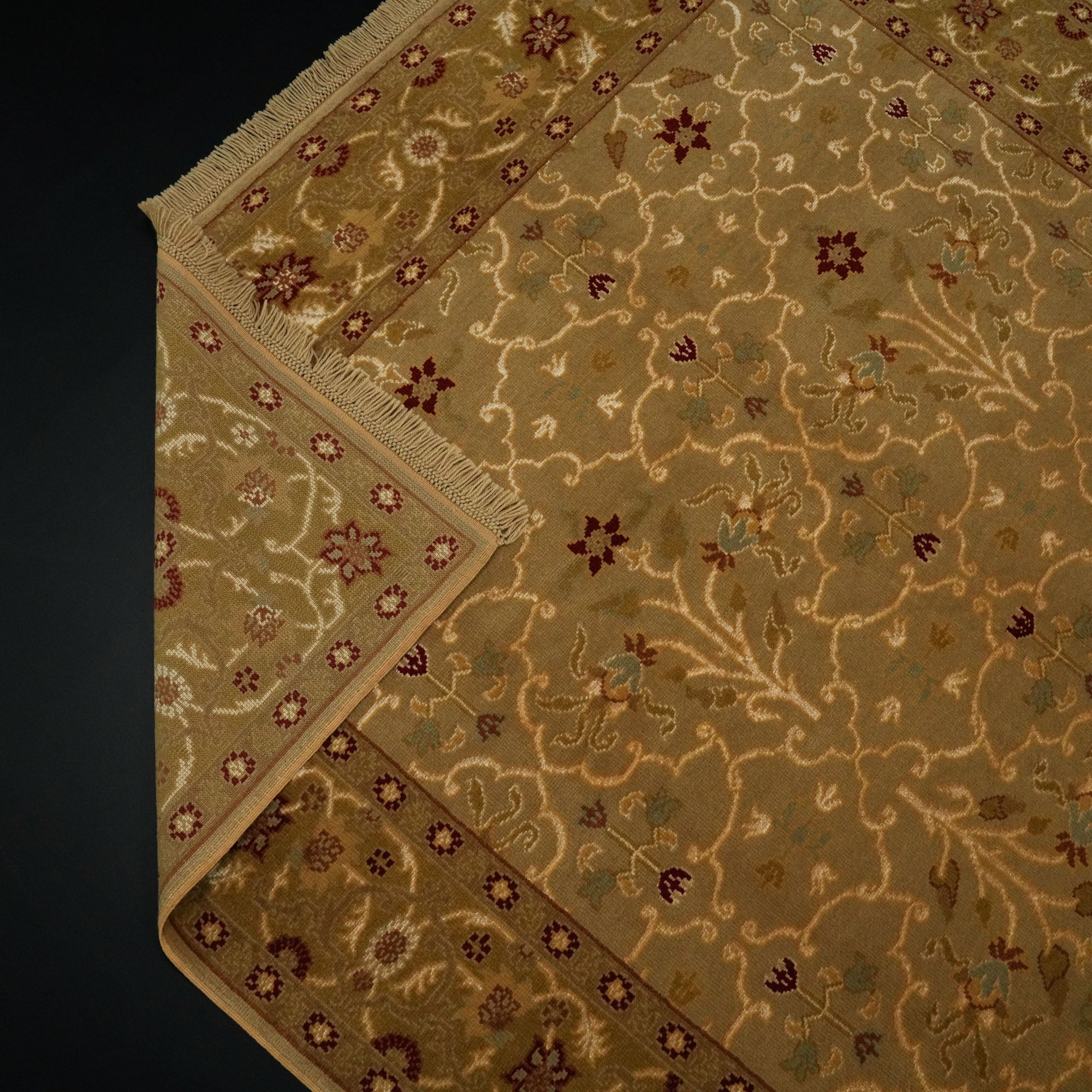 Sultan Series Hand-Woven Flower Patterned Beige Silk Carpet