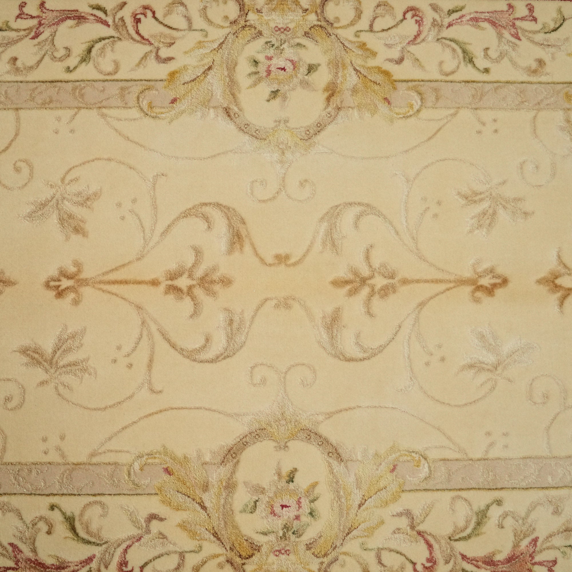 Sultanahmet Series Hand Woven Cream Flower Patterned Carpet