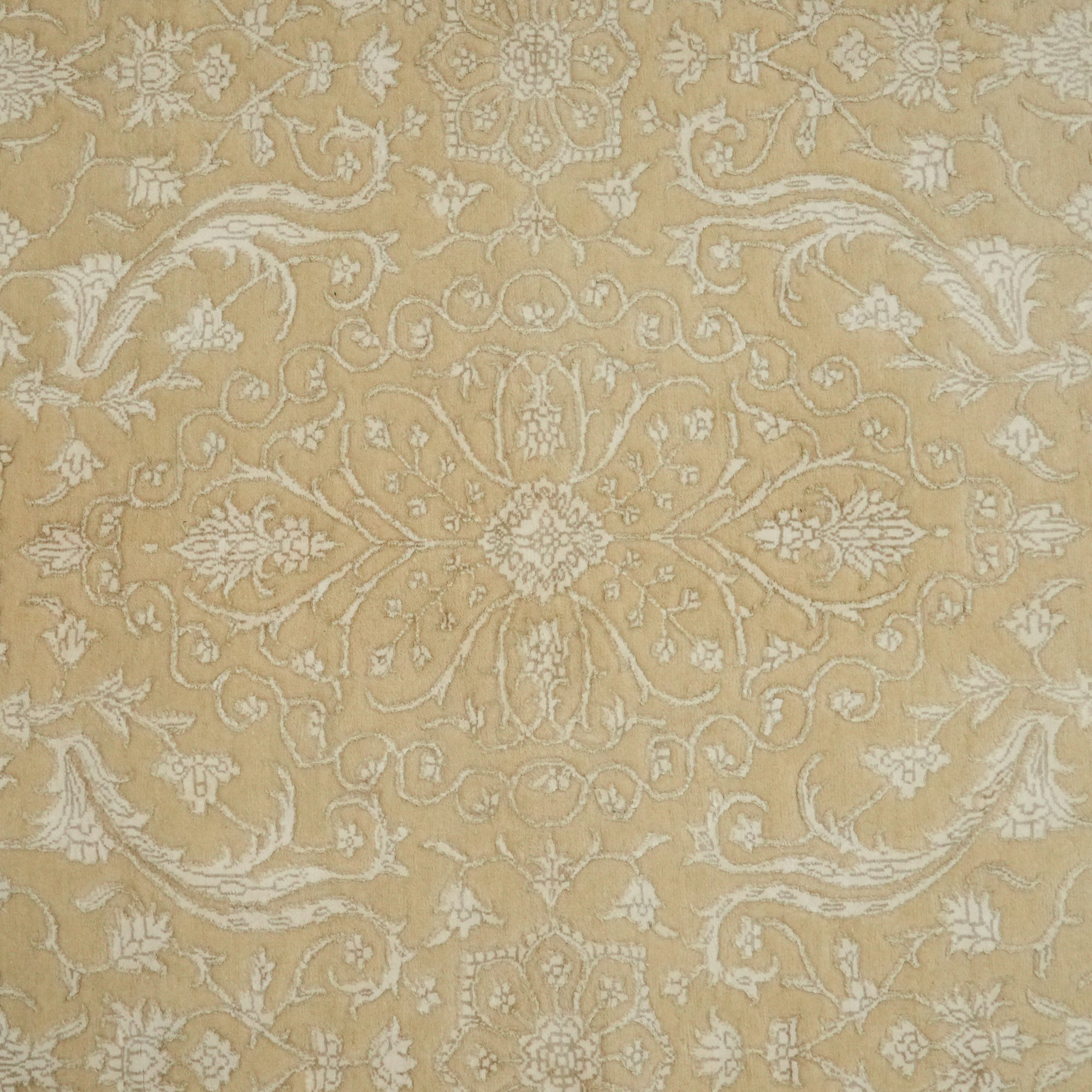 Sultanahmet Series Hand Woven Uşak Patterned Cream Carpet