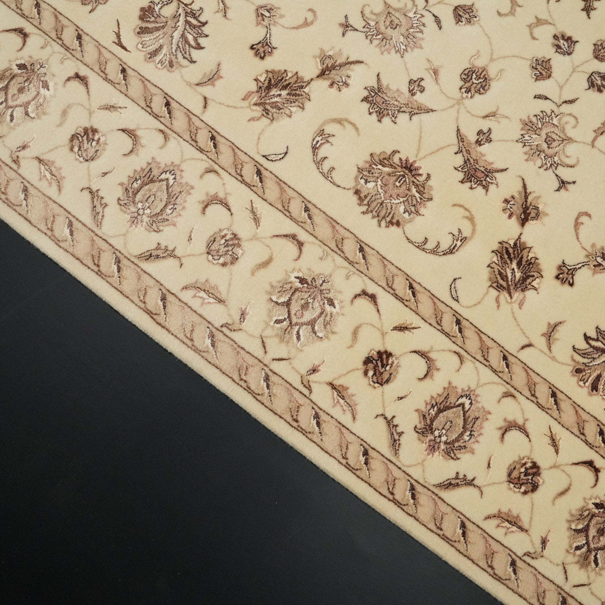 Sultanahmet Series Hand Woven Uşak Patterned Cream Carpet